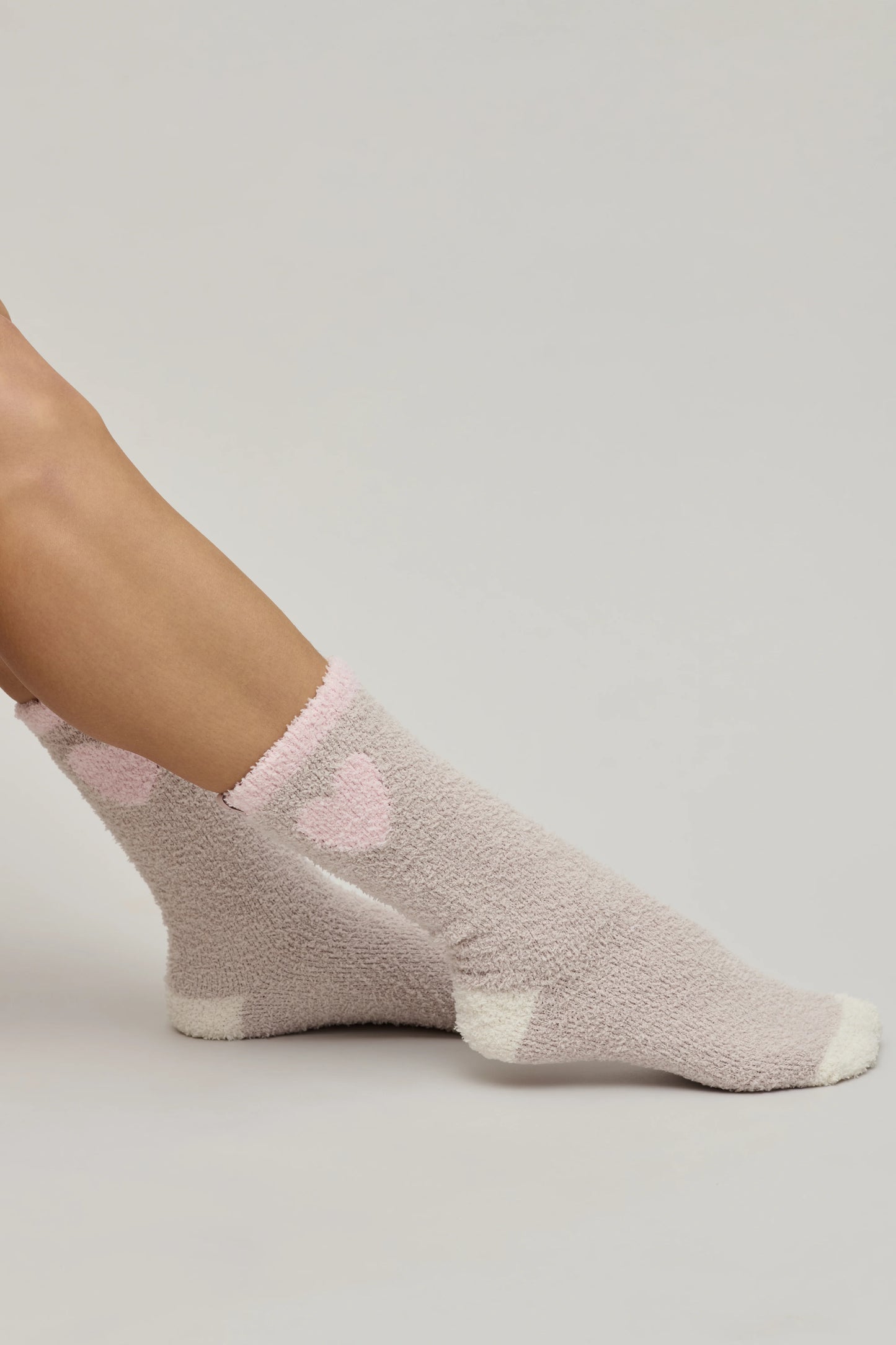 Barefoot Dreams - Heart Print Socks