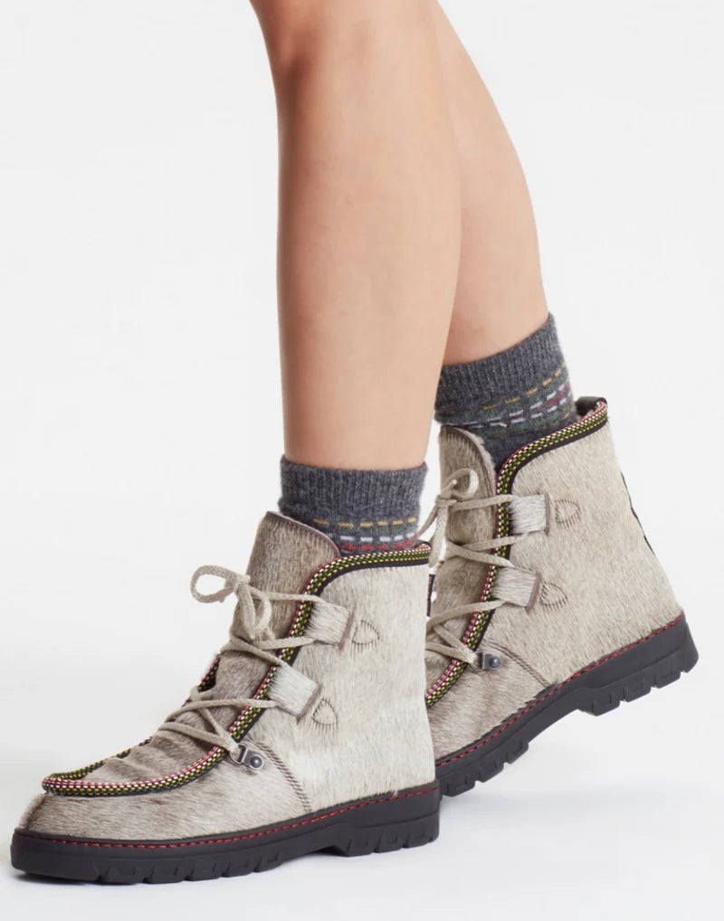 Penelope Chilvers - Incredible Boot