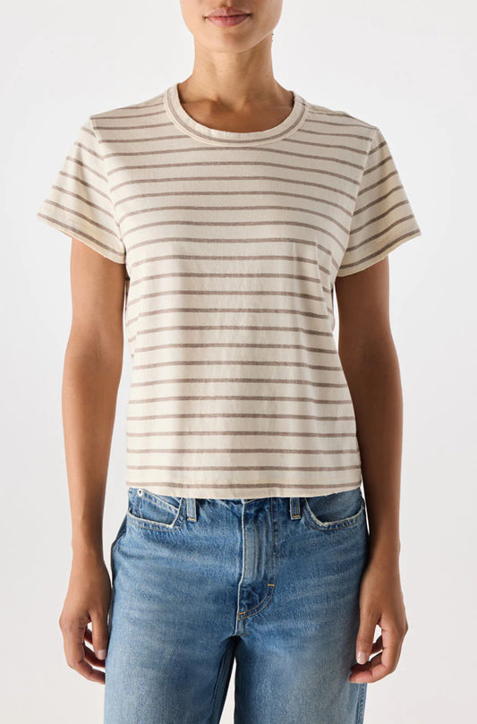 Amo - Lovey Tee
