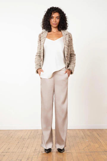 Avenue Montaigne - Carla Pant