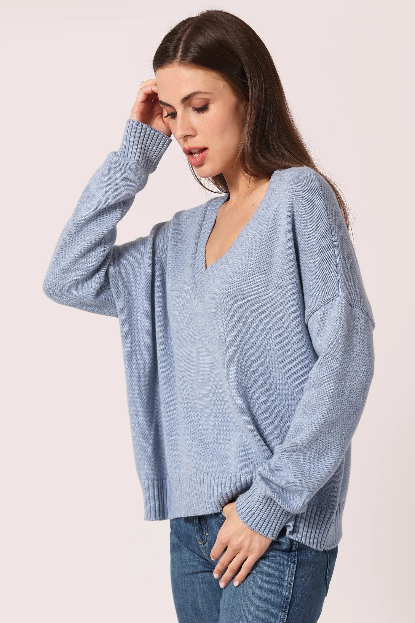 Minnie Rose - Boxy Vneck Sweater