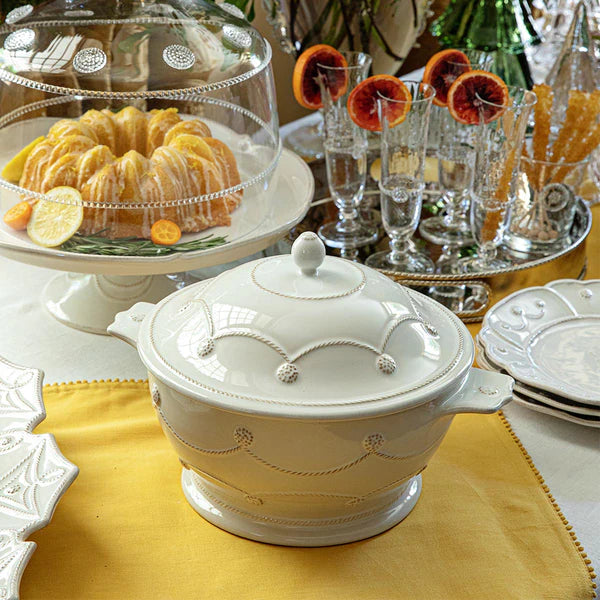 Juliska - LG Round Covered Casserole B&T White 9.5"W